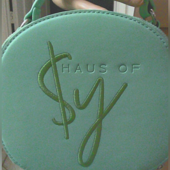 BNWOT HAUS OF SY ROUND BAG EXTRA SHOULDER STRAP TOO VERY LIGHT TEAL (READ INFO) - Picture 4 of 10